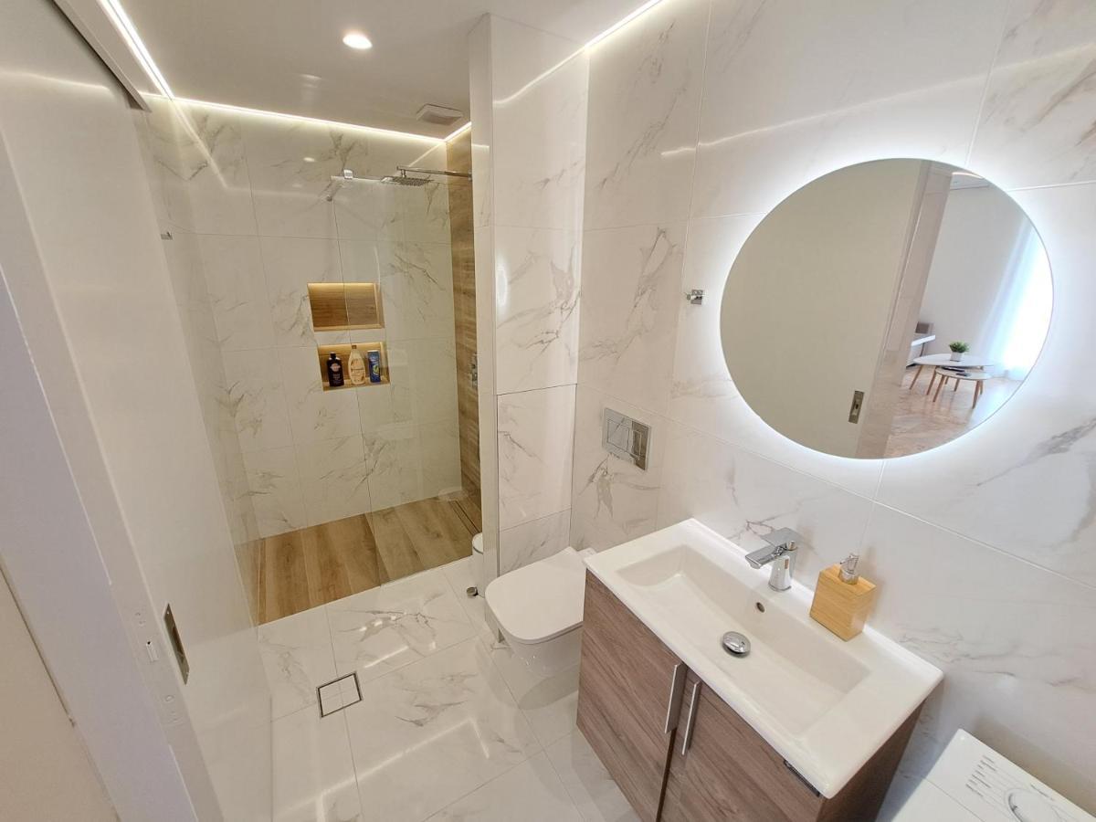 Luxury Suite パトラ エクステリア 写真
